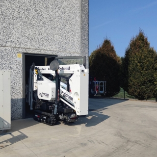 How Our Spider Lifts Simplify Property Maintenance Tasks Platform Basket Canada’s Spider Lift Performing Property Maintenance Tasks